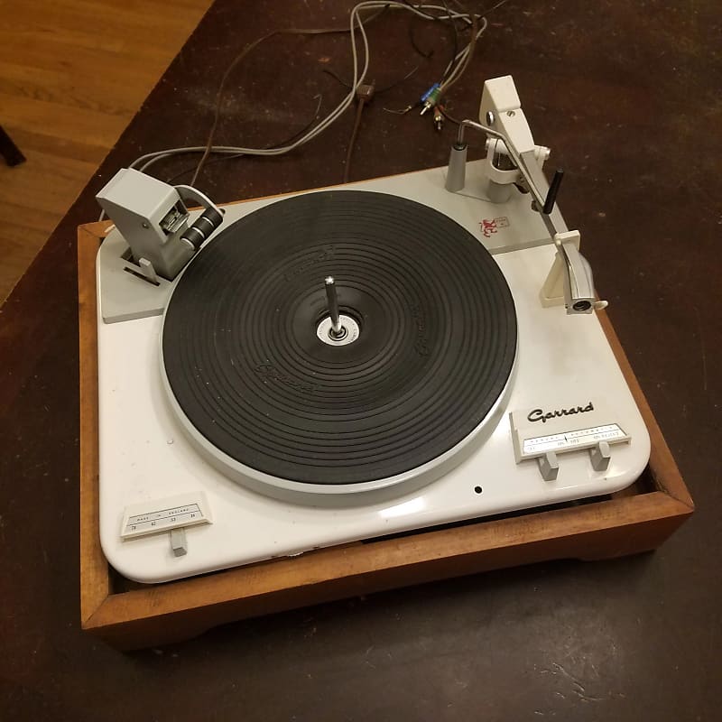 Garrard Type A Automatic Turntable 4-speed and tonearm, no headshell 1960s  - Cream