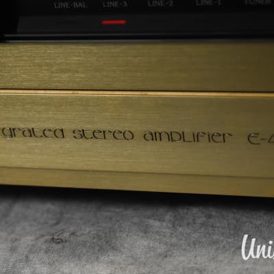 Accuphase E-405 Integrated Stereo Amplifier in Very Good Condition image 6
