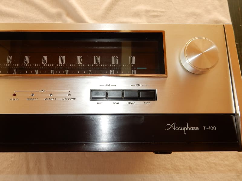 Accuphase T-100 (Super Tuner)