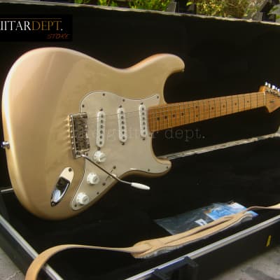 ✭BEAUTIFUL✭ 2008 Fender American Standard Stratocaster ✭ BLIZZARD PEARL ✭ Maple ✭ OHSC for sale