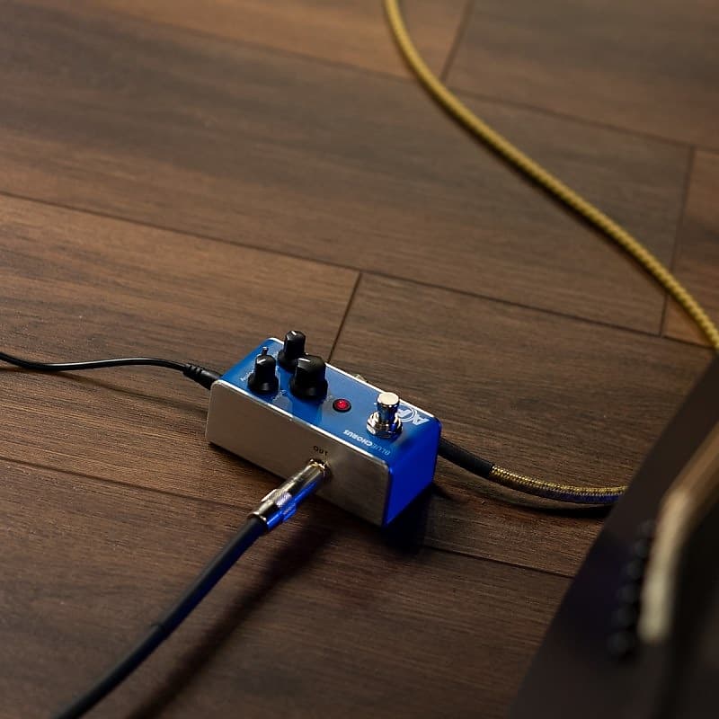 Fishman AFX BlueChorus Mini Chorus Pedal | Sweetwater