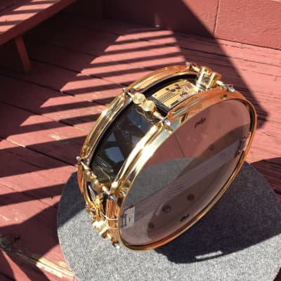 DW/ PDP Eric Hernandez 13'' (Bruno Mars) Signature 4x13" Maple Snare drum in Glossy Black Lqr. image 4