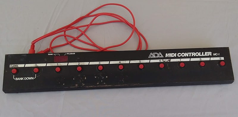M5291 ADA MIDI CONTROLLER MC-1 通電のみ