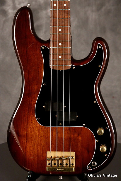 Fender Precision Bass Special w/EMG pickups 1982 Walnut