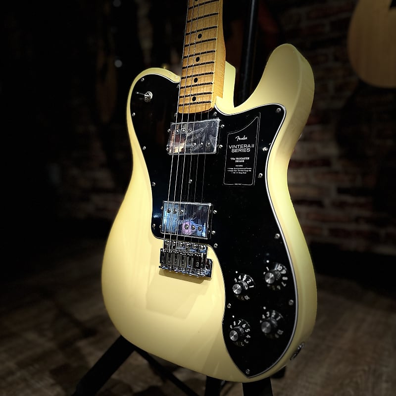ギター Fender vintera telecaster deluxe Fender - Vintera® II '70s Telecaster® Deluxe with Tremolo