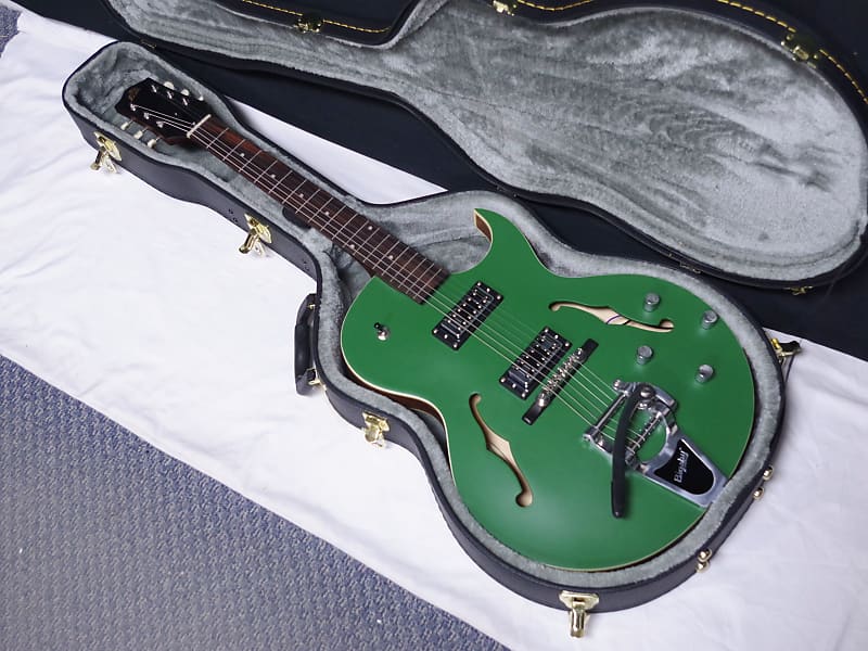 The Loar electric hollowbody guitar - NEW Thinbody Archtop Green LH-306T Bigsby Tremolo w/ CASE image 1