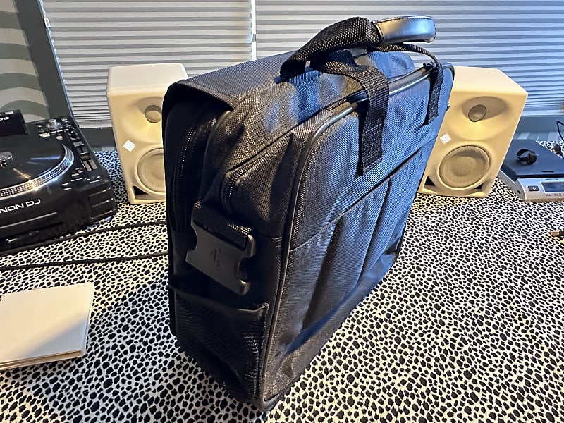 Native Instruments Maschine UDG Bag 2010's - Black | Reverb UK