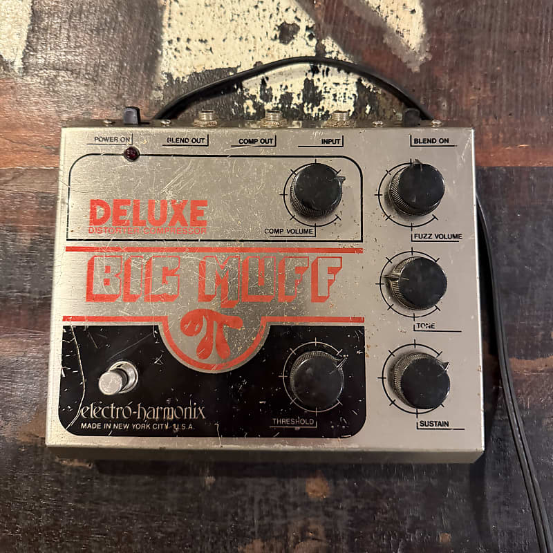 Electro-Harmonix Deluxe Big Muff Pi