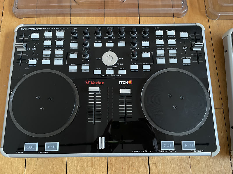 Vestax VCI 300 MKII DJ Controller and VFX 1