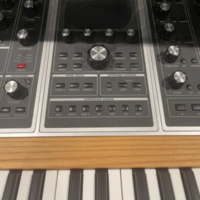 Moog One 16-Voice 61-Key Polyphonic Analog Synthesizer 2018 - Present - Black/Ash image 5