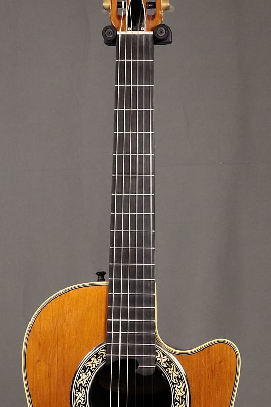 Ovation 1763 Classic Deep Cutaway (06/12) | Reverb