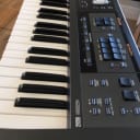 Roland VR-09 61-Key V-Combo Organ Black
