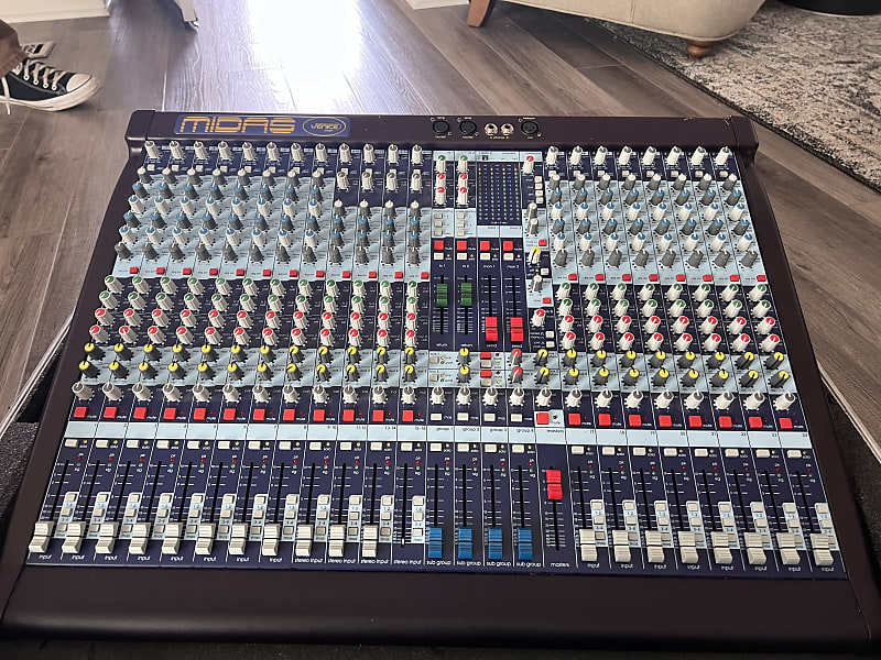 Midas Venice 240 24-Channel / 38-Input Mixing Console 2001 - 2010 - Blue