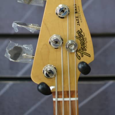 Fender Vintera '60s Jazz Bass Daphne Blue Electric Bass Guitar & Case image 4