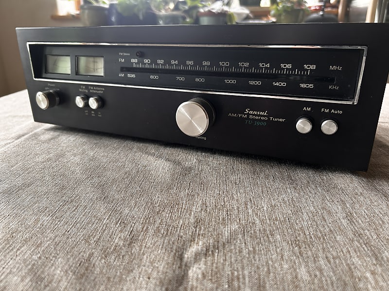 Sansui TU-3900 Mid-70&#039;s - Black  			