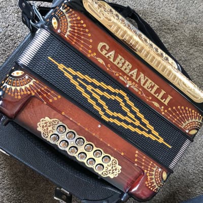 Accordion gabbanelli deals black and gold