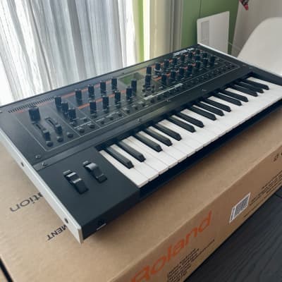 Roland Jupiter-Xm 37-Key Synthesizer 2019 - Present - Black