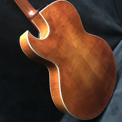 Eastman 380CE Honeyburst Archtop Electric Guitar #0726 image 12