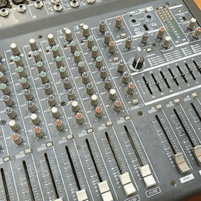 Yamaha EMX3000 Mixer | Reverb