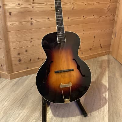ギター The Loar LH-700 Seymour Duncan Antiquity The Loar LH-700 Electric Guitar with Seymour Duncan