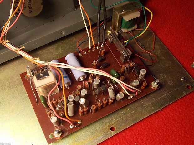 Univox Uni-Fuzz Vintage Pedal Shin-Ei Distortion Superfuzz Univox Uni-Fuzz Vintage Pedal Shin-Ei Distortion Superfuzz