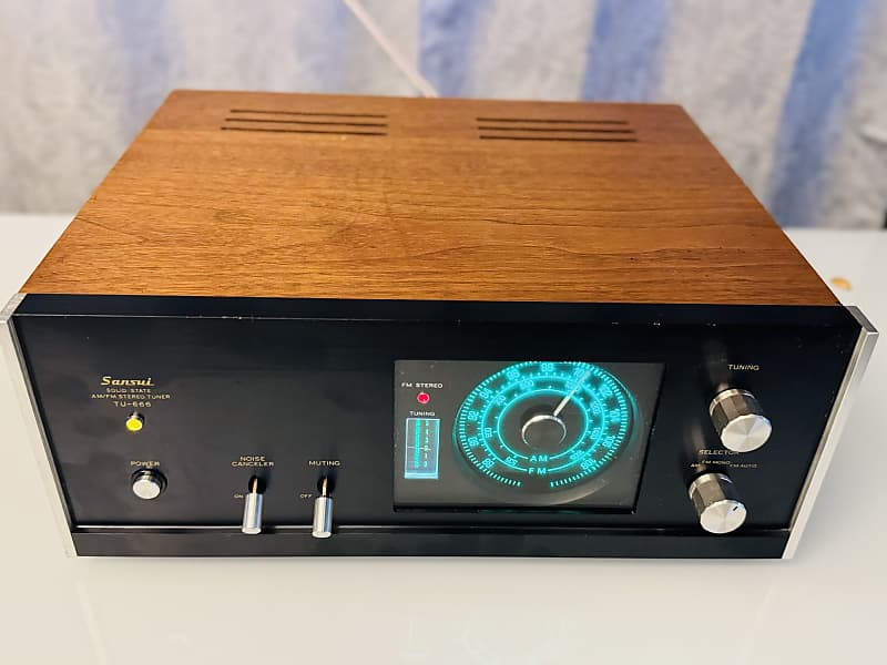 ラジオ・コンポ Sansui solid state AM/FM stereo tuner Vintage Sansui Amplifier 210 Solid State AM/FM Stereo Tuner