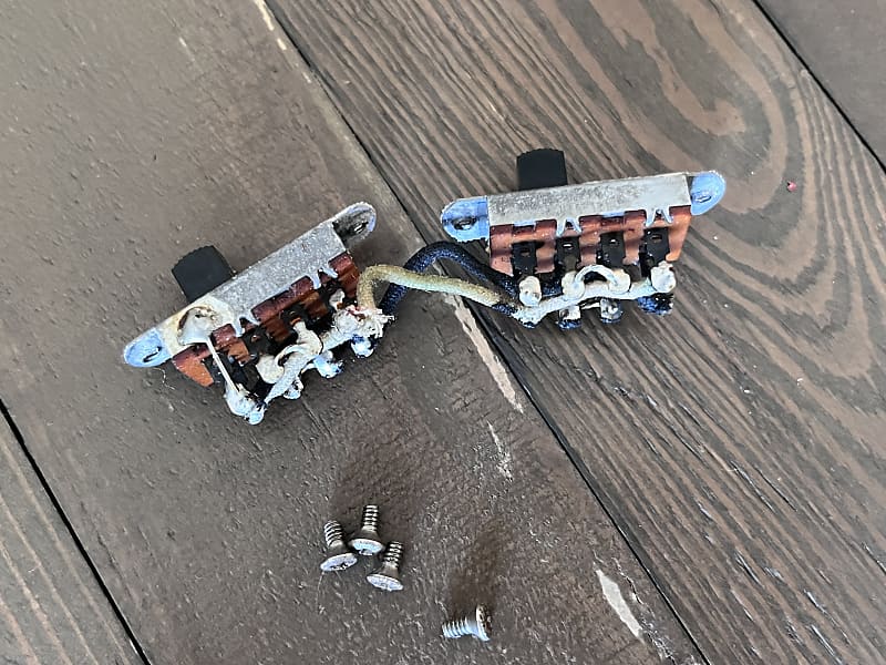 1960s vintage set Fender Mustang guitar pickup switches Duo Reverb