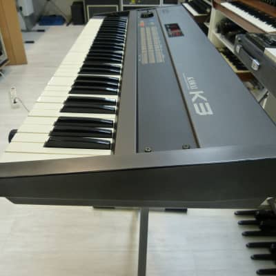 Kawai K3 hybrid polyphonic synthesizer with SSM2044 analog filters image 3