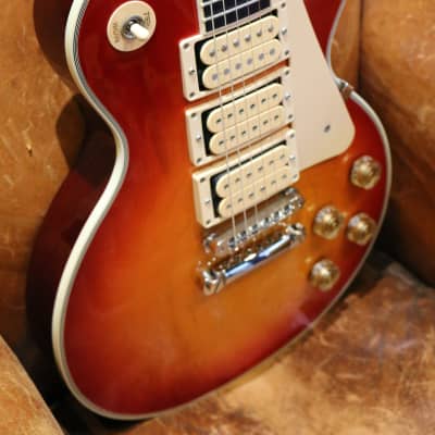 Gibson Les Paul Custom Ace Frehley Budokan Heritage Cherry Sunburst 2012 image 4