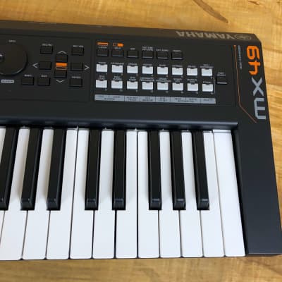 Yamaha MX-49 49-Key Synthesizer/Controller - Black image 6