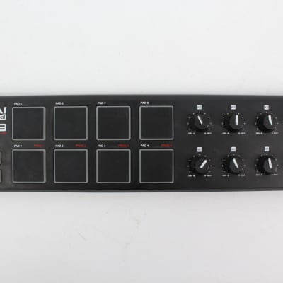 Akai LPD8 USB MIDI Pad Controller | Reverb Canada