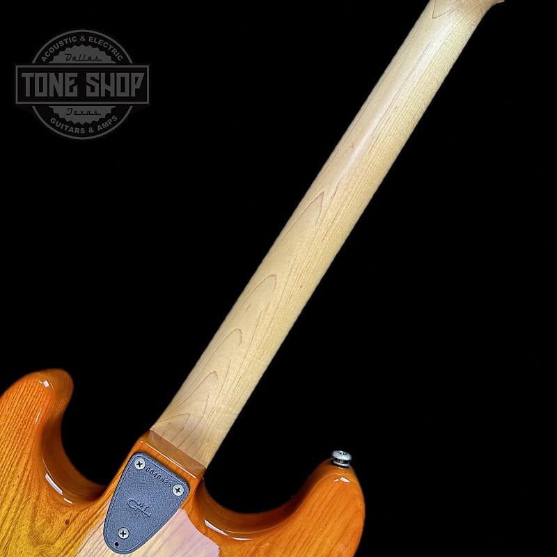 G&L Legacy Special サンバースト G&L Legacy Special Honeyburst | Unleash Your Musical Potential