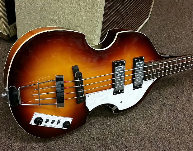 Hofner ignition vintage cavern se