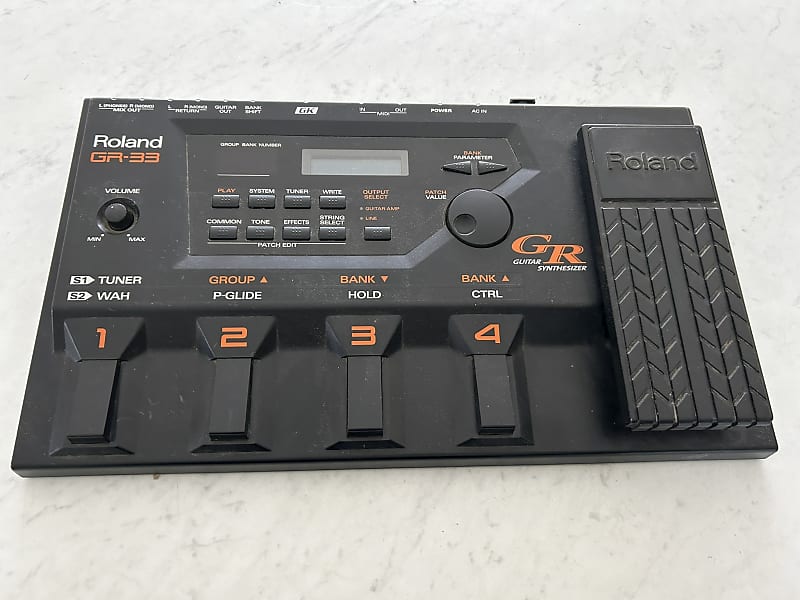 Roland GR-33