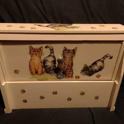 nice toy piano Michelsonne Paris 25 keys with cats ♥ - see video image 3