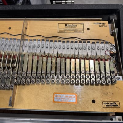 Fender Rhodes Mark I Stage 73-Key Electric Piano 1976 - Black Rounded Top image 8