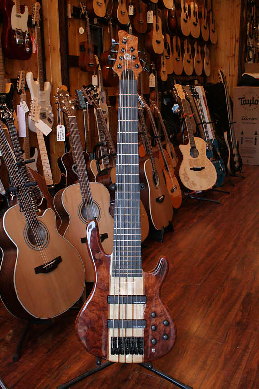 Wolf S9-7 7 string Bass Guitar Quilted Bubinga (neck through