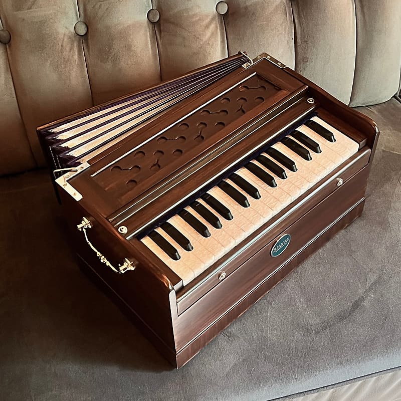 Bhava Lite "Travel" Harmonium Standard Edition Brown Reverb