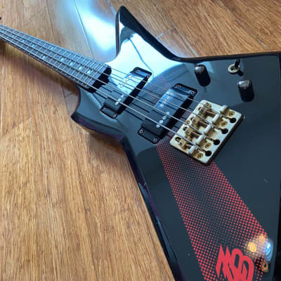 Vintage 1980's Japanese Aria Pro II ZZB Deluxe Explorer Bass