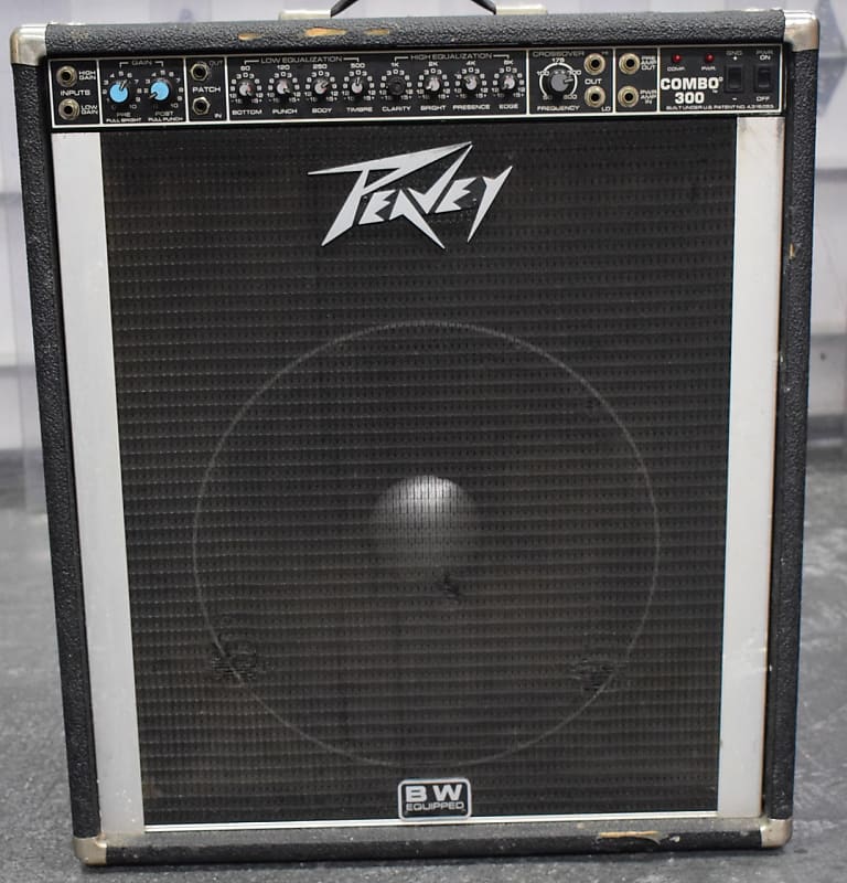 Peavey Combo 300 Tnt 150 Bass Amplifier Reverb 5492