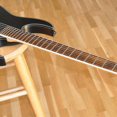 ibanez-rg-iron-label-rgir37be-
