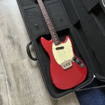 1971 Fender Musicmaster with Rosewood Fretboard - Dakota Red for sale