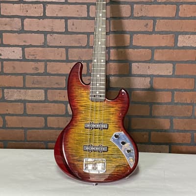 Short scale bass Wombat JB-4 Form Factor Audio  30" - Flame Maple image 1