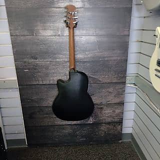 Ovation Celebrity Model CC157 Acoustic Electric Guitar Very