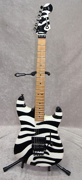 charvel ギター Charvel by Jackson Model 4 HSS Black Guitar 1986 Japan
