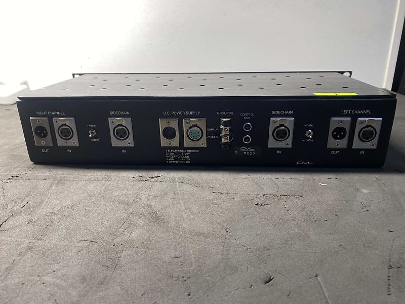 GML 8900 2-Channel Dynamic Gain Control Series III with Power Supply