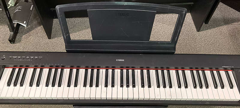 Yamaha NP-31 Keyboard (Carle Place, NY)