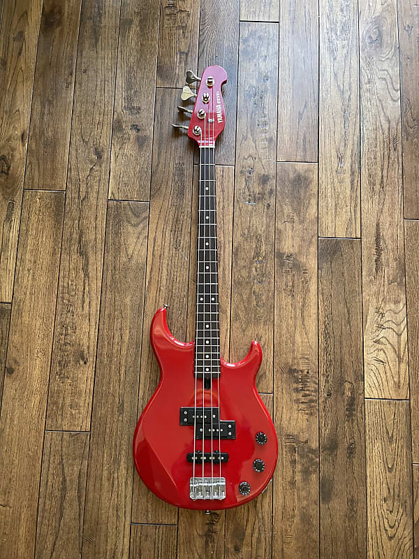 Vintage 1983 Yamaha BB VIIs Electric Bass Guitar short scale