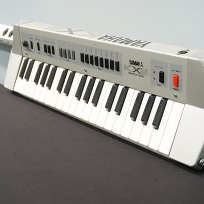 Yamaha KX5 Vintage MIDI Remote Keyboard Controller Keytar Silver image 5
