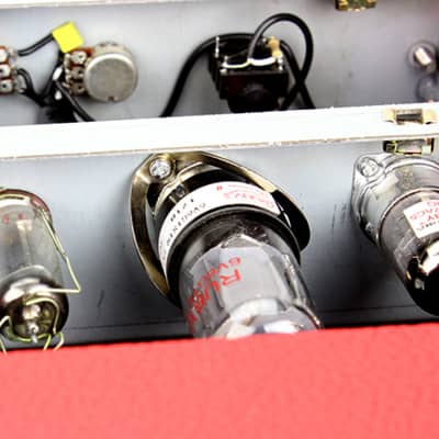 Pit Bull Guitars VA-5 Hand-wired 5 Watt Valve Amplifier image 9
